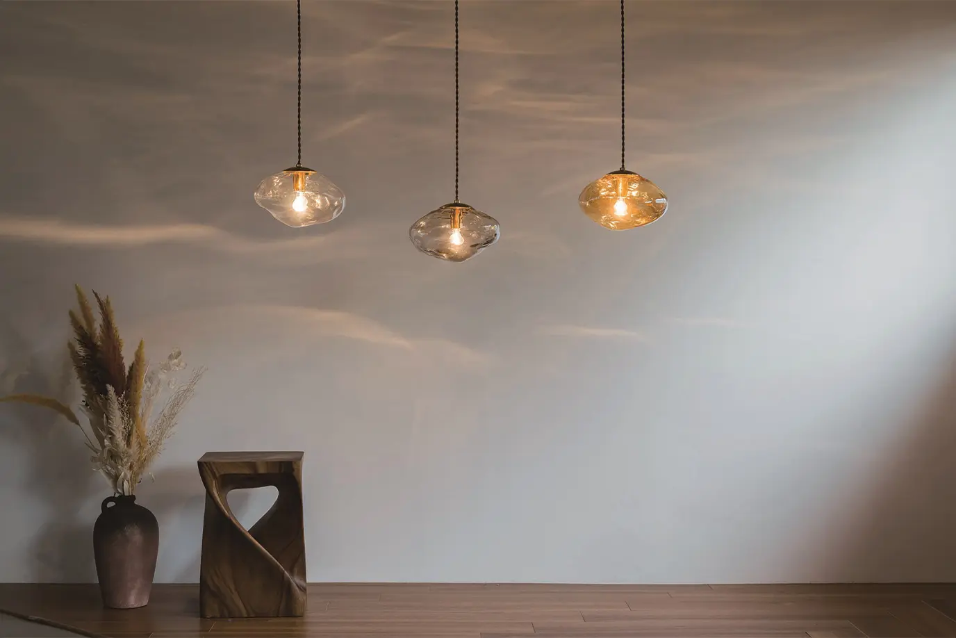 リビングに最適な間接照明の選び方