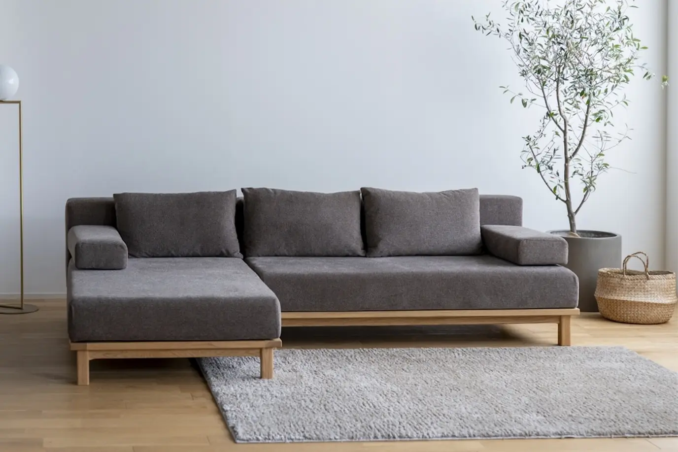 足を伸ばせるソファの選び方とおすすめ商品